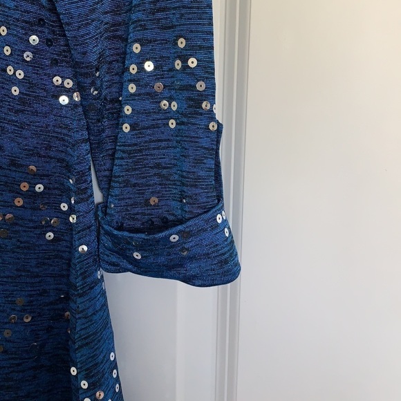New Directions Asymmetrical Sequined Blouse Blue S - Picture 4 of 8